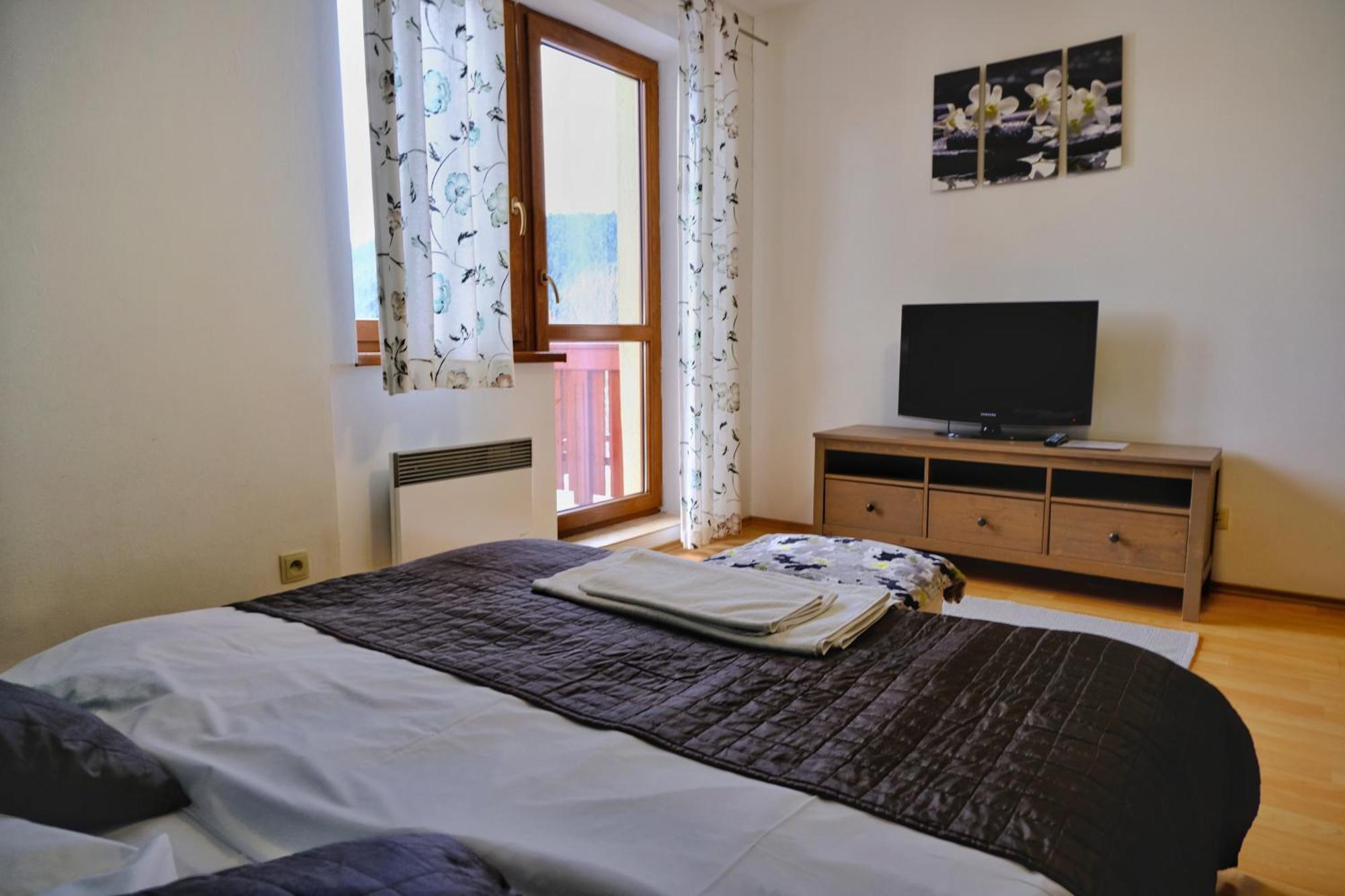 Apartmany Margo Sun Kamzik ドノヴァリ エクステリア 写真